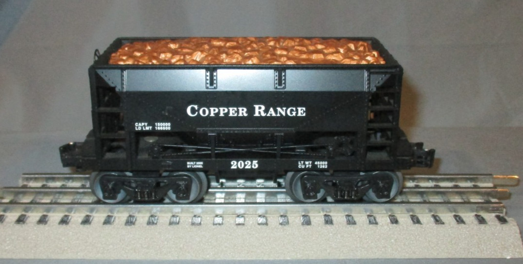 Lionel 16484 Copper Range # 2025 Black Ore Car w/ Remv Ore Load O/027 ga 2005