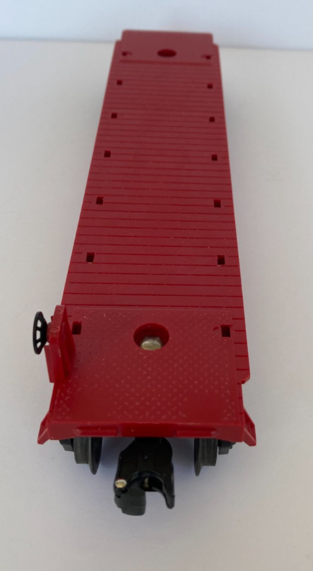 Lionel #6807 Flat Car with Amphibious Vehicle