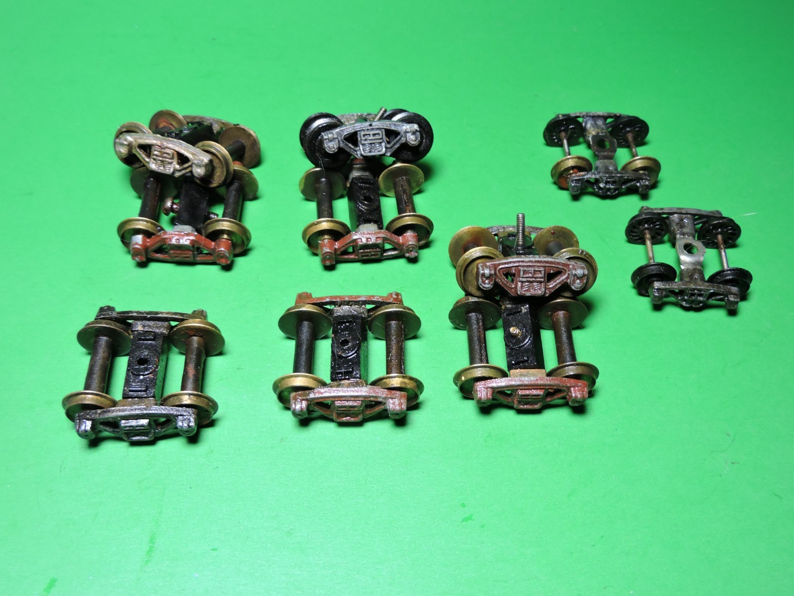 10) HO 1950’s METAL FREIGHT TRUCKS W/ Brass Wheels