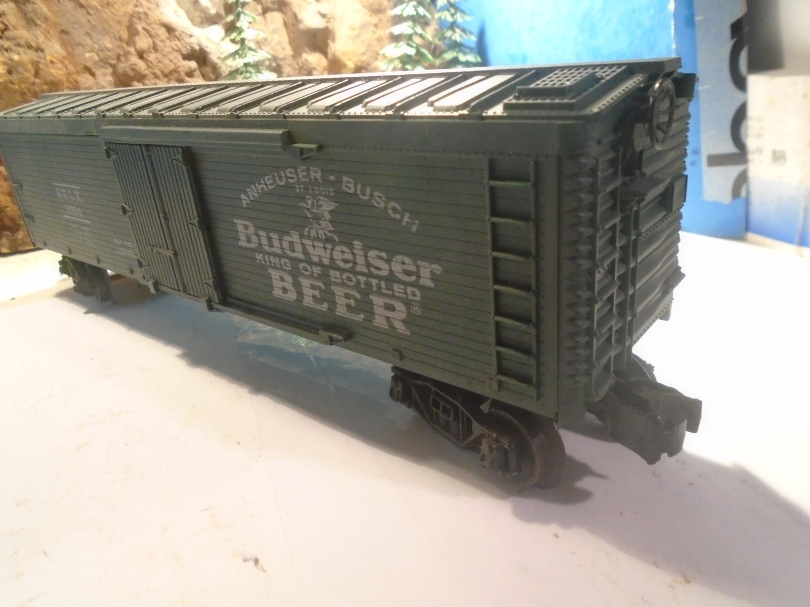 LIONEL BUDWEISER BILLBOARD SLIDING DOOR REEFER SRLX 5704, 5-218-5