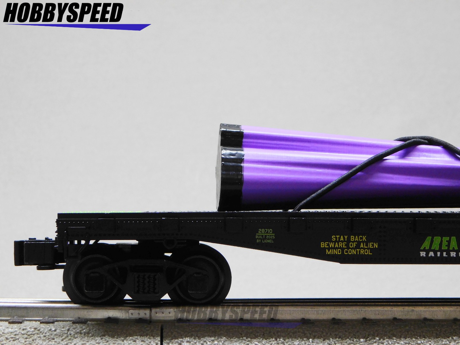 LIONEL AREA 51 TAKE ME TO YOUR LEADER ALIEN FLATCAR O GAUGE train 2528710 NEW