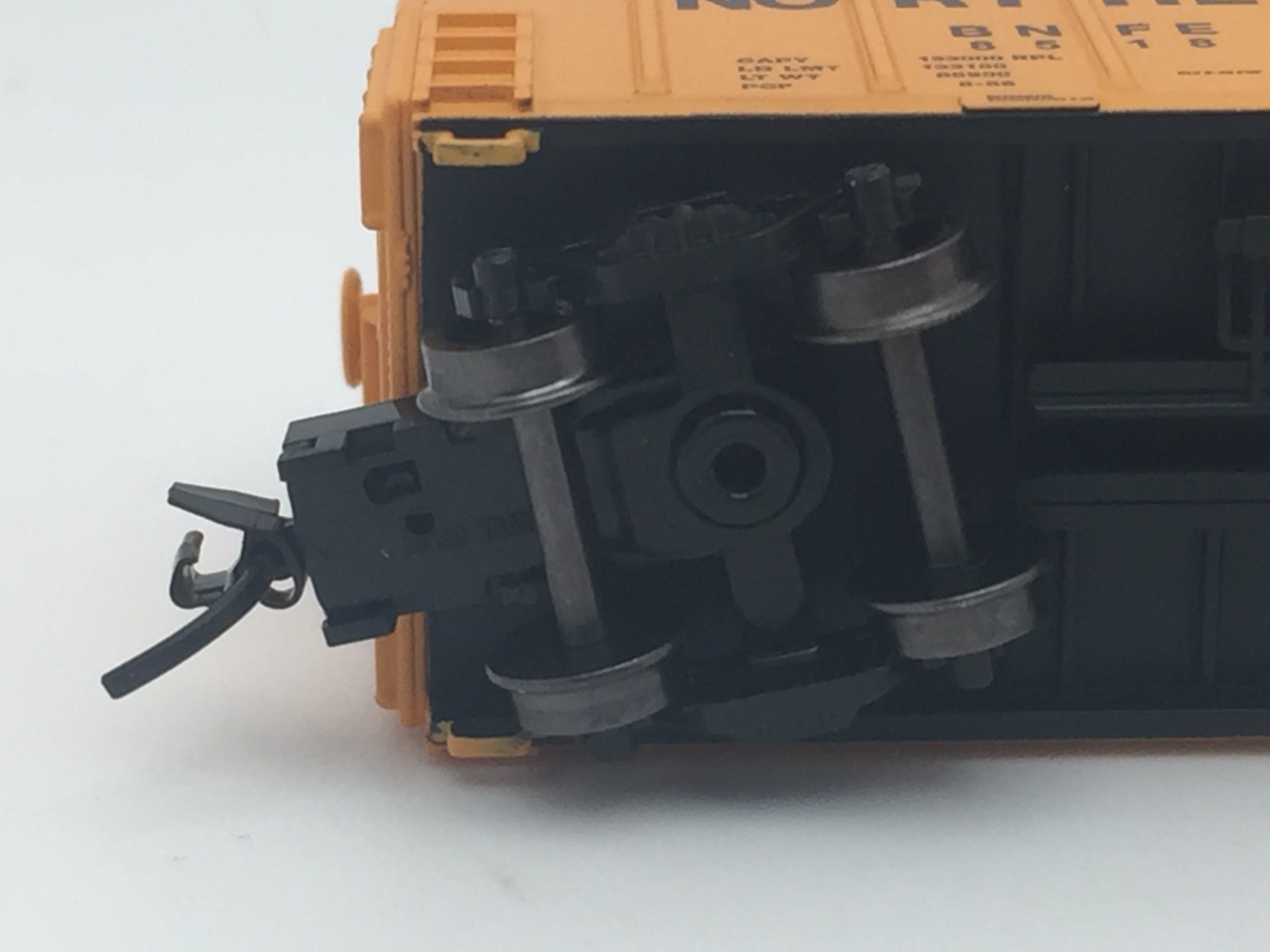 Red Caboose N Scale RN-18608-02 BNFE N R-70-15 Mechanical Reefer Rd #8518