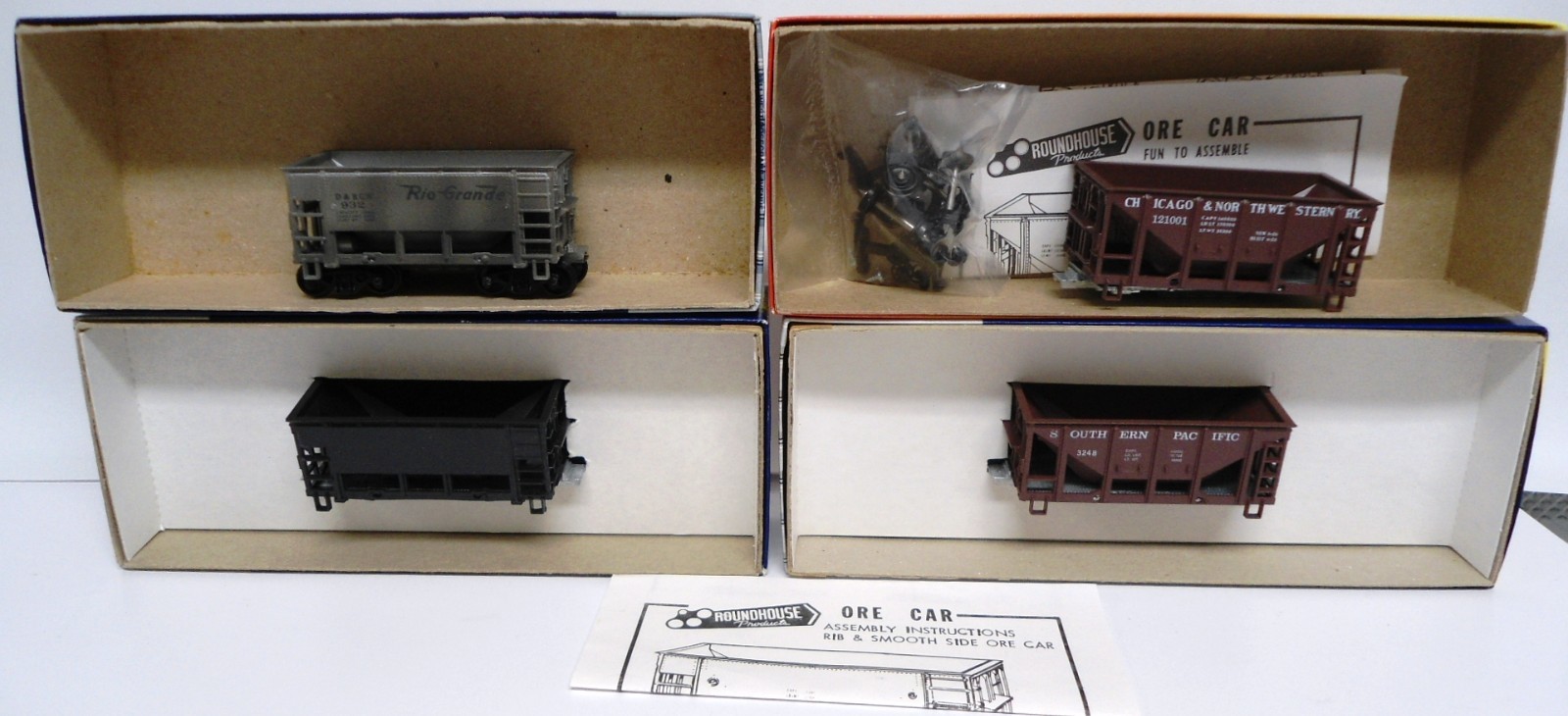 HO Scale MDC Roundhouse 26′ Ore Cars, Various Roadnames, Lot of 4 Kits, D&RGW