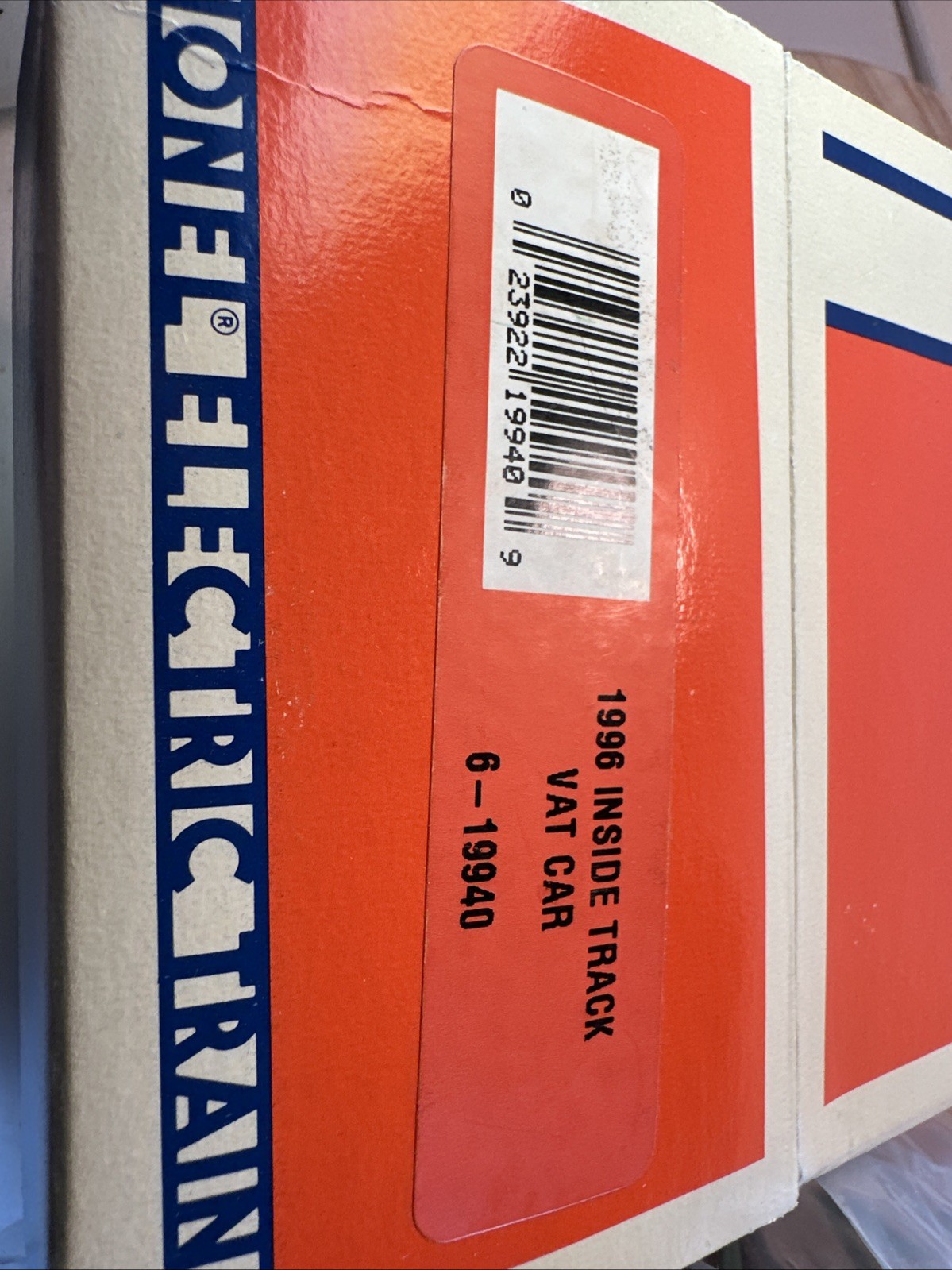 NIB O GAUGE LIONEL INSIDE TRACK RAILROADER CLUB VAT CAR FROM 1996 (19940)