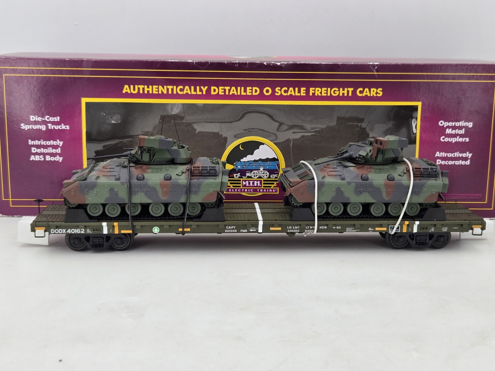MTH 20-92240D US Army 60′ Flat Car w/ 2x Bradley Fighting Vehicles (Tanks) VIDEO