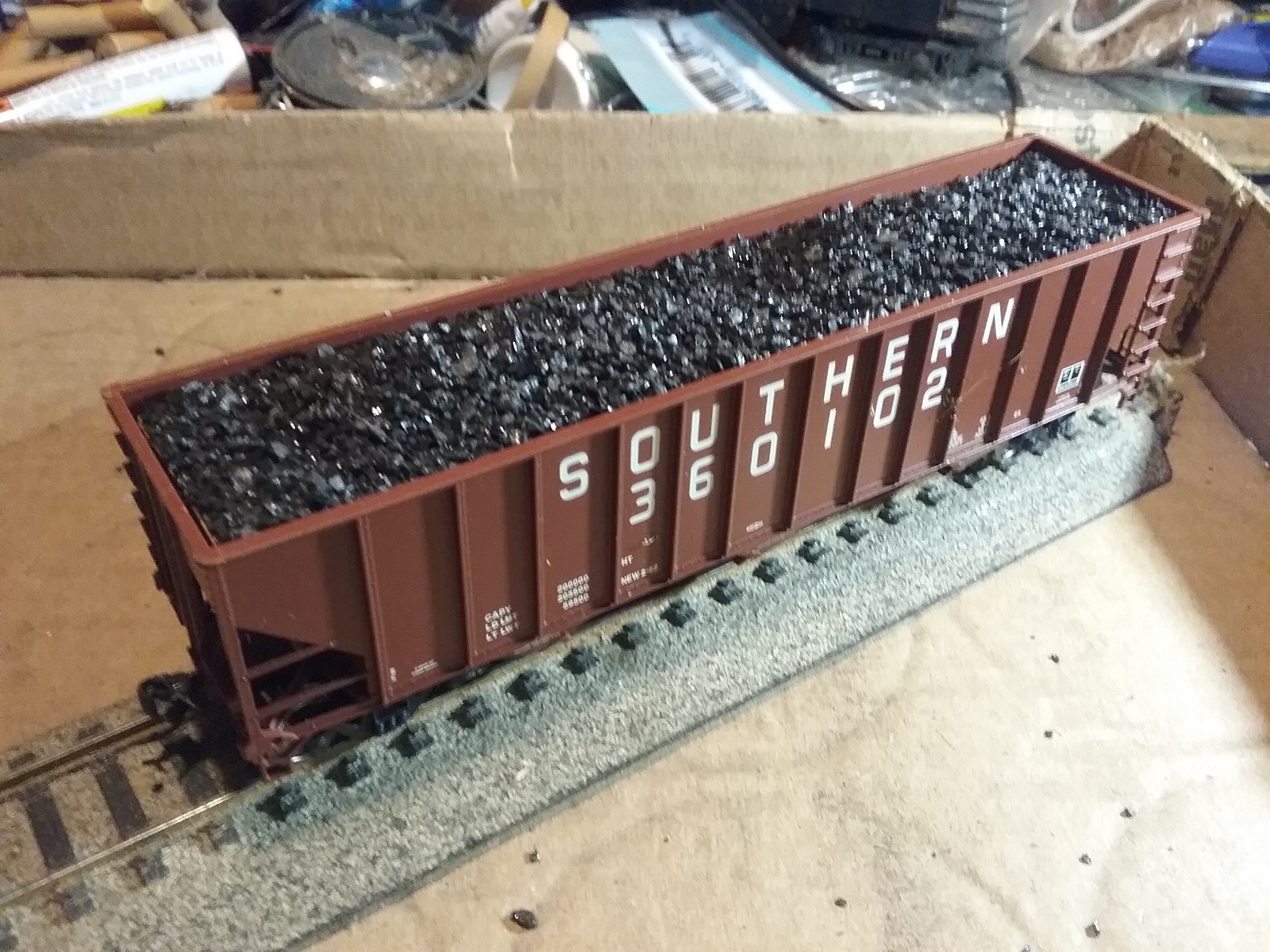 Coal loads for Bowser 100T 3 bay hoppers – HO scale – Handmade Set Of 6