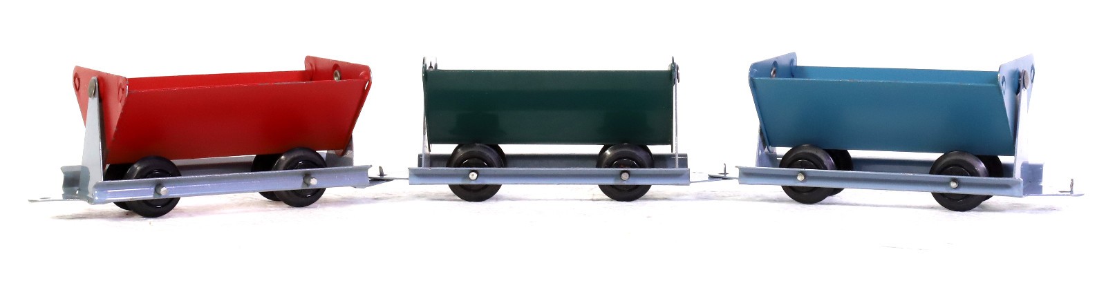 AMERICAN FLYER S GA #5300T MINE TRAIN TIPPLE CARS – CARS ONLY