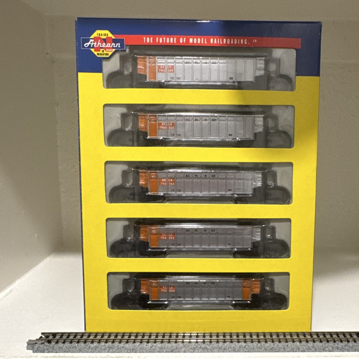 Athearn N Gauge Kansas City Power & Light BethGon Coalporter 5-Pack 11661