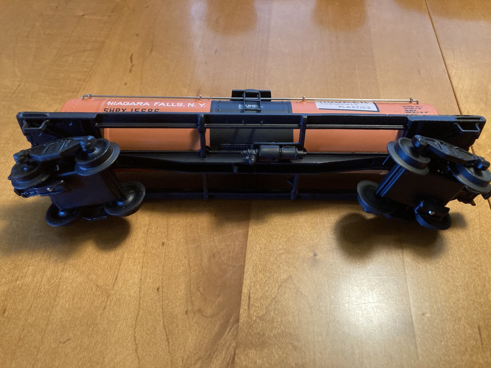 Custom Vintage Restored Lionel #2955 Hooker Orange/Black Chemical Tank car