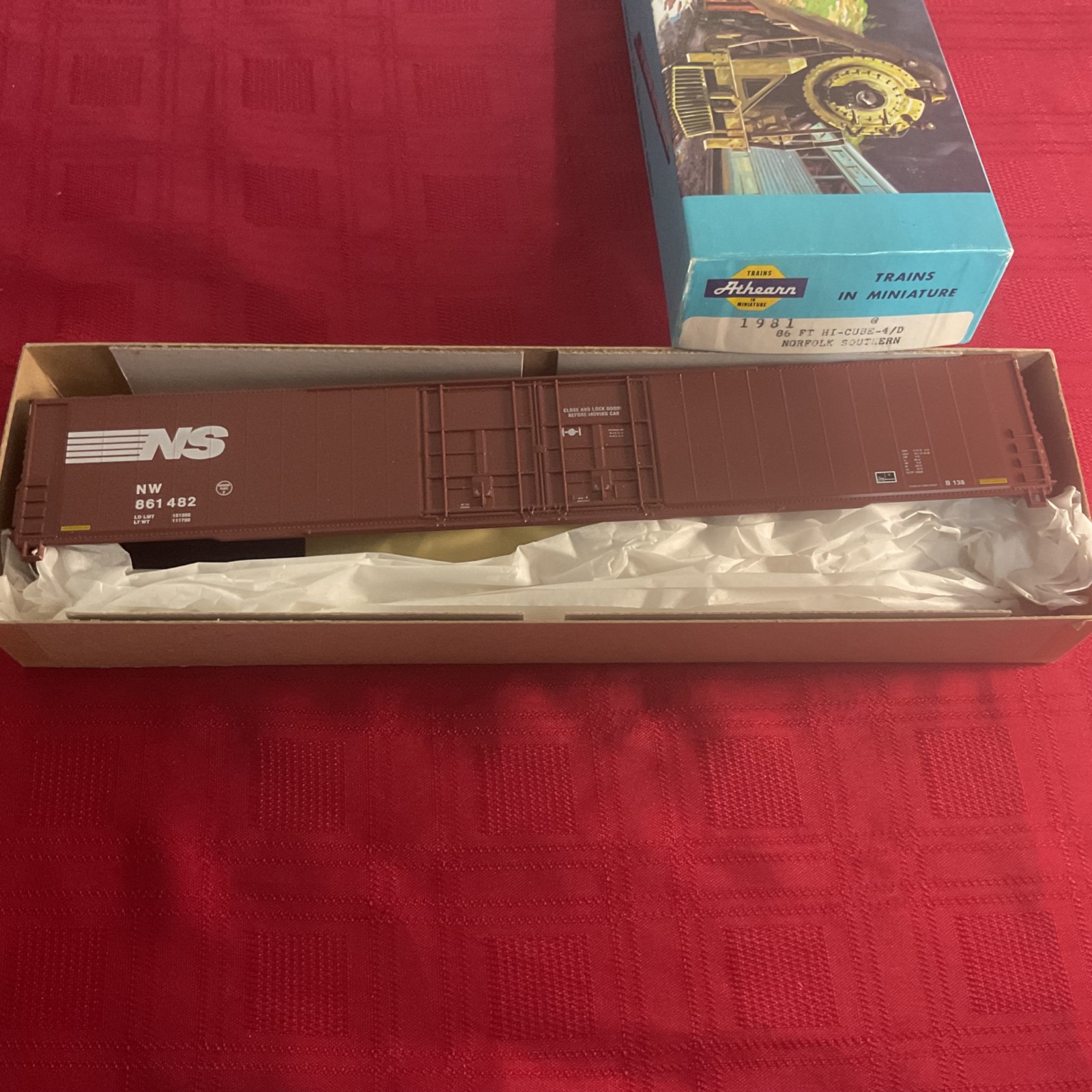 ATHEARN HO-SCALE 86’ NORFOLK SOUTHERN HI-CUBE BOXCAR KIT #1981 L@@K!!! 🚂
