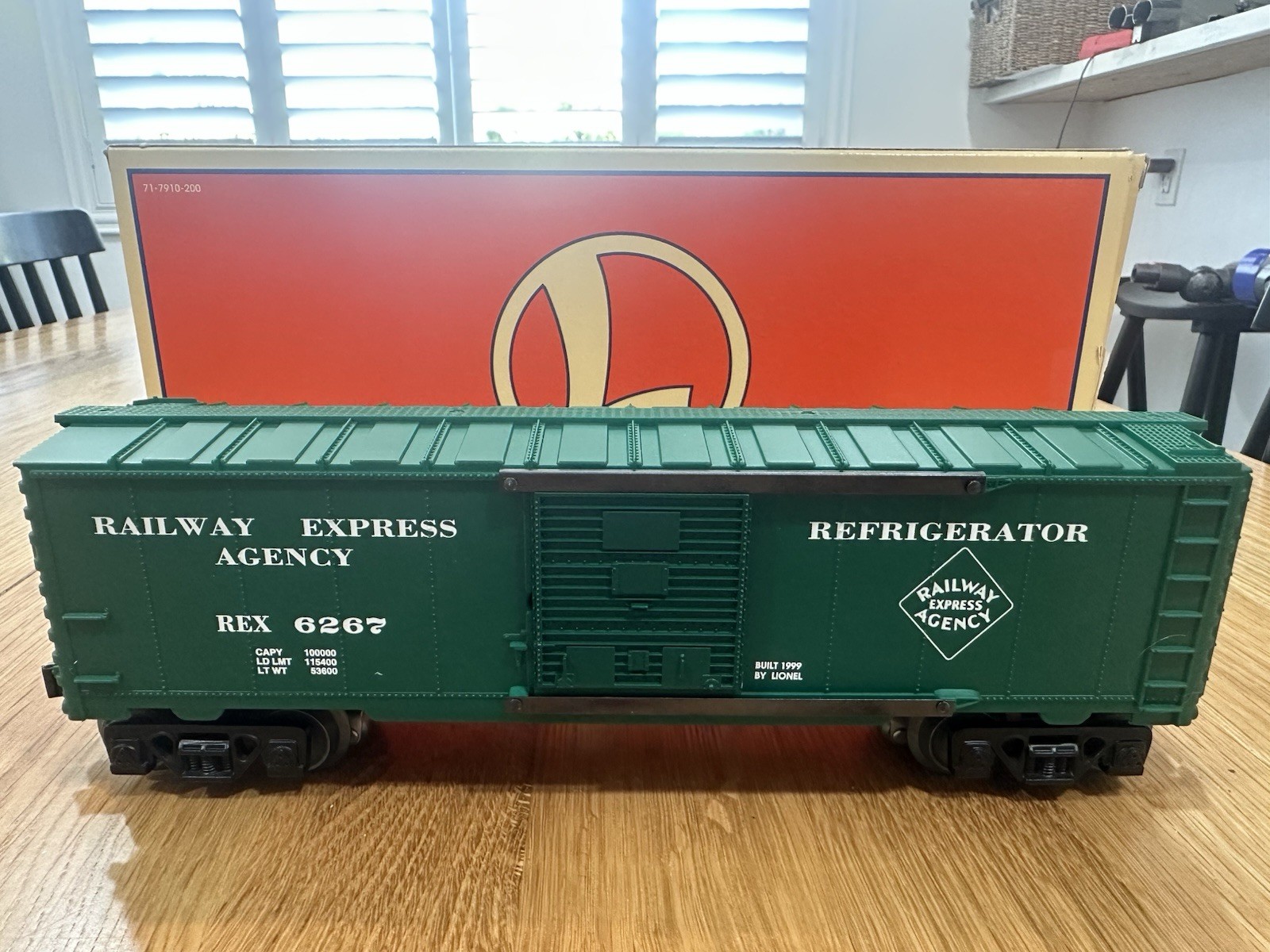 Lionel RAILSOUNDS 6-19859 Railway Express Agency Boxcr NOS NEVER RUN O Gauge MIB