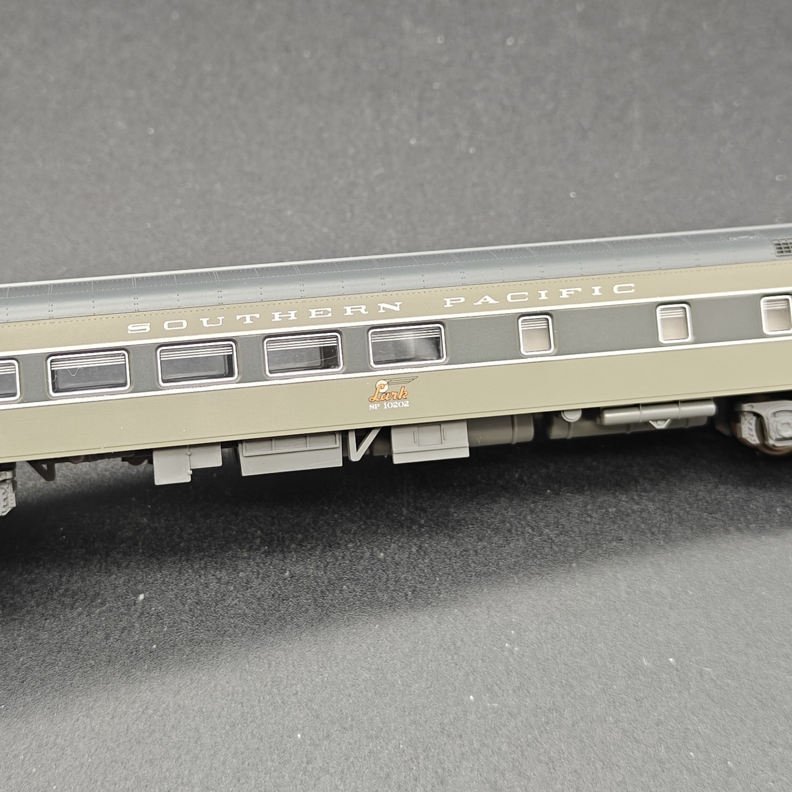 KATO Smooth Side Passenger Car (Set A) Southern Pacific-2 N Scale #106-1006