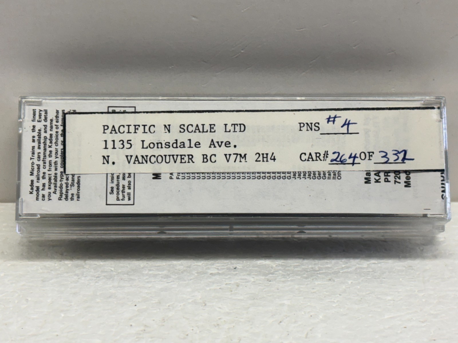 N Scale Kadee Micro Trains MTL Special Run 84-13 BC Hydro BCH 7517 Box Car
