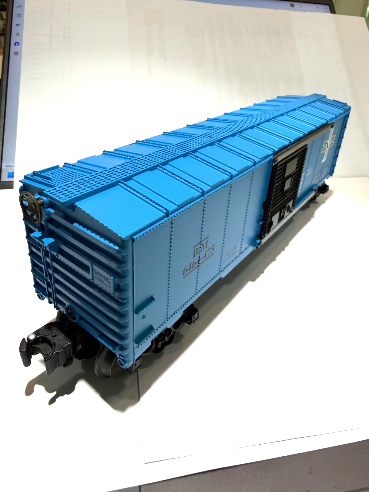 6-29211 Lionel Boston & Maine Box Car #6464-475 B & M O/O27 New