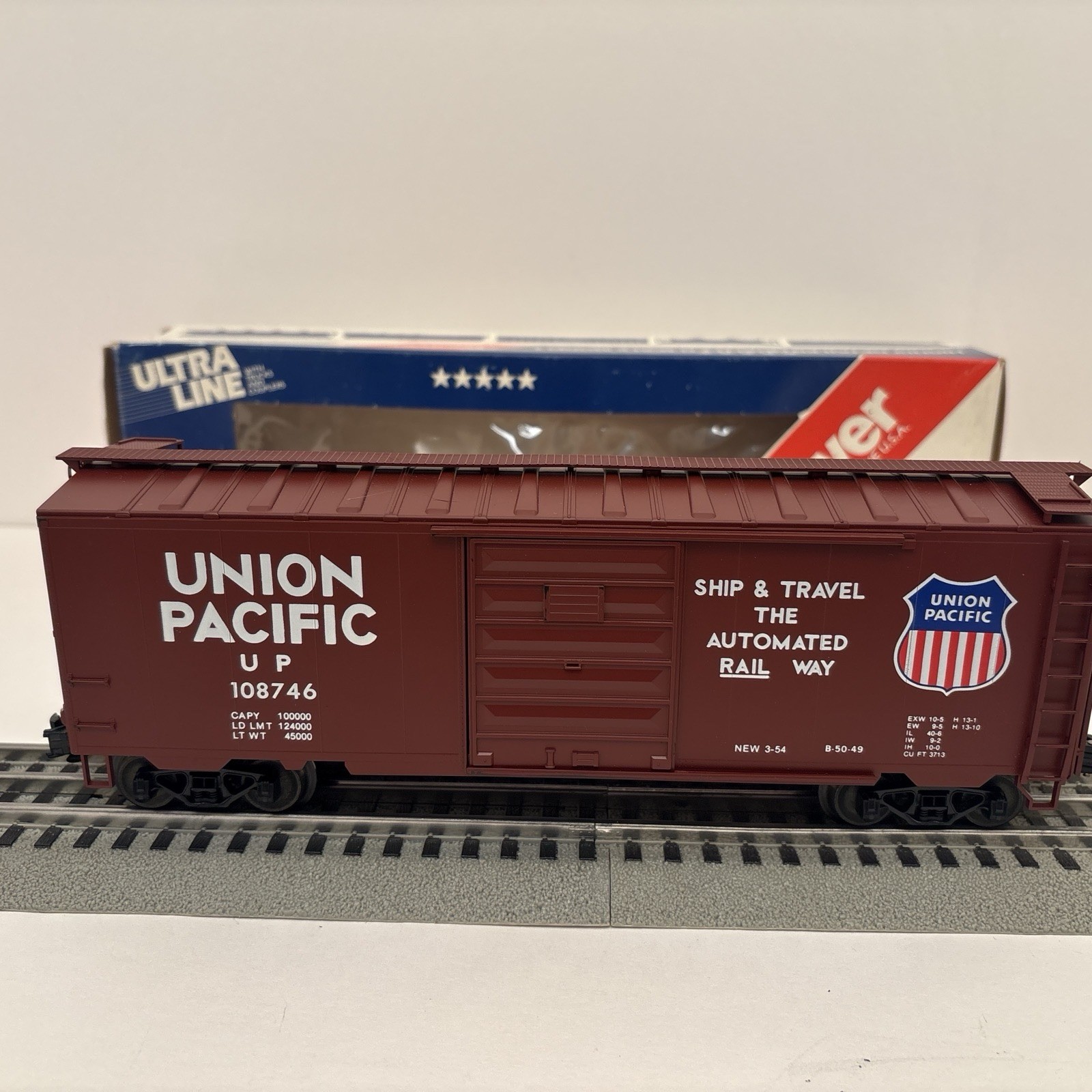 Weaver Ultra Line #3076 Union Pacific PS-1 O Scale Box Car #EX-LN