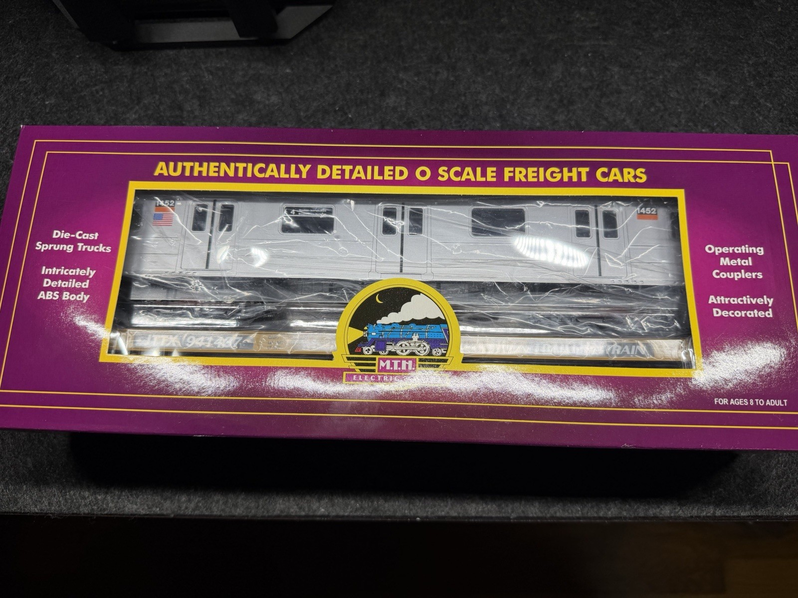 MTH 20-98555 Flat Car W/ R62 Subway Car