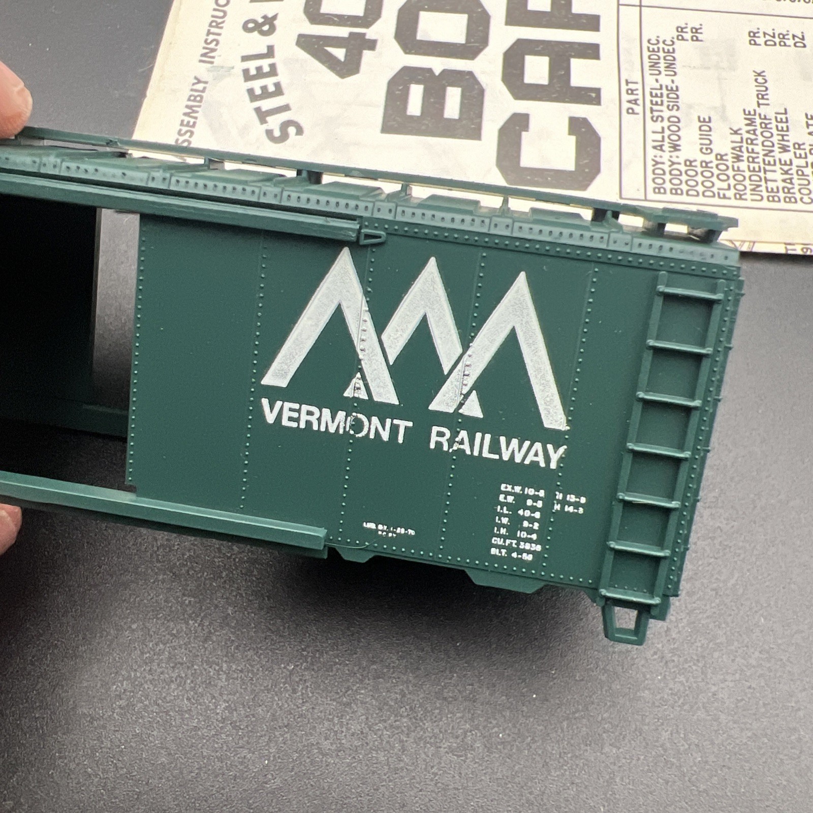 Athearn Blue Box Vermont Railway VTR 169 Green #1214 Unassembled Kit HO Scale