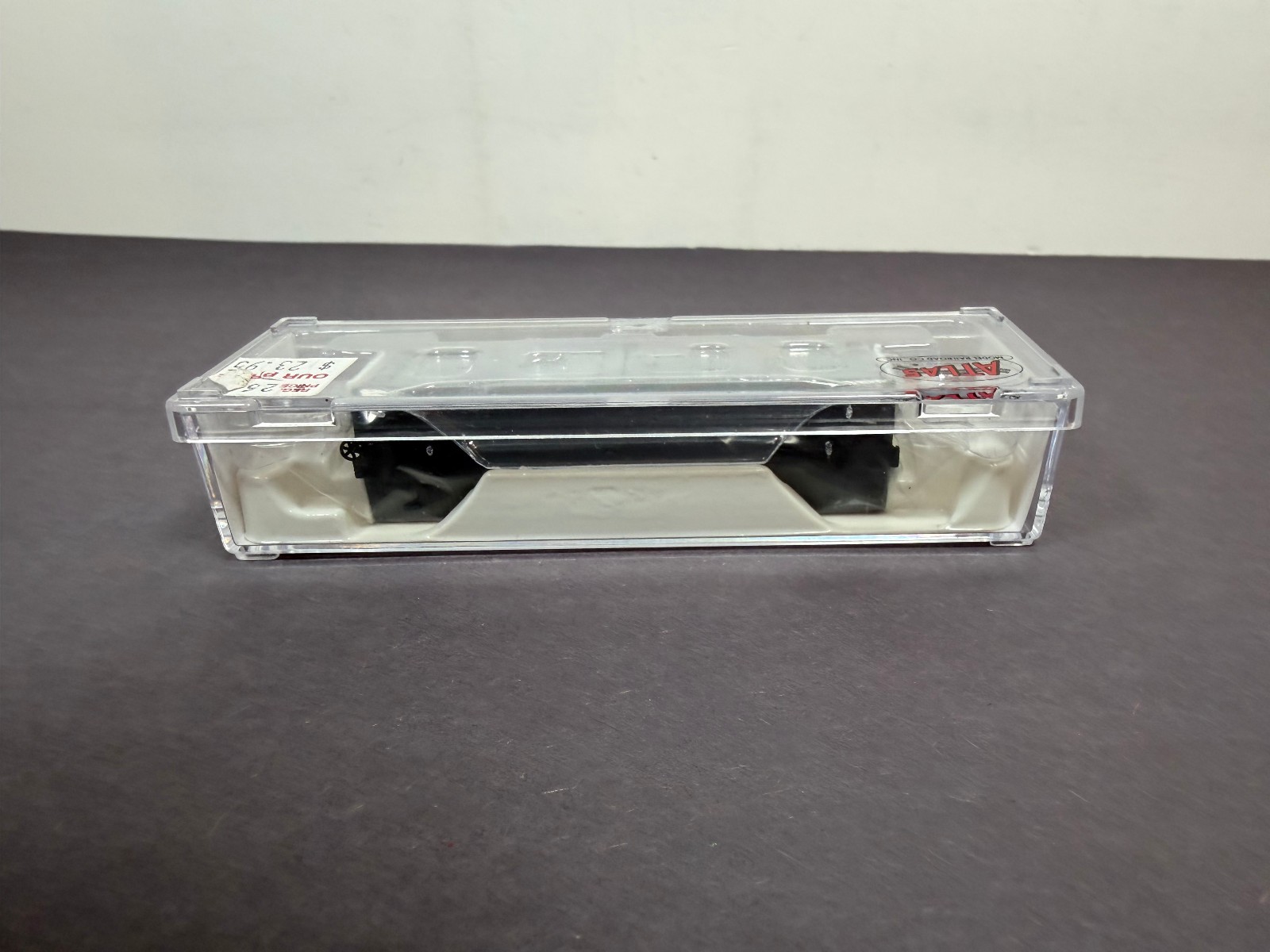Atlas N Scale Train 500001755 Wood Reefer PACIFIC GREAT EASTERN PGE 819
