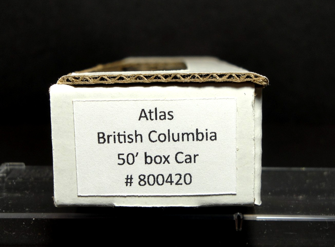 N Scale Atlas British Columbia Railway 50′ double door box car # 800420