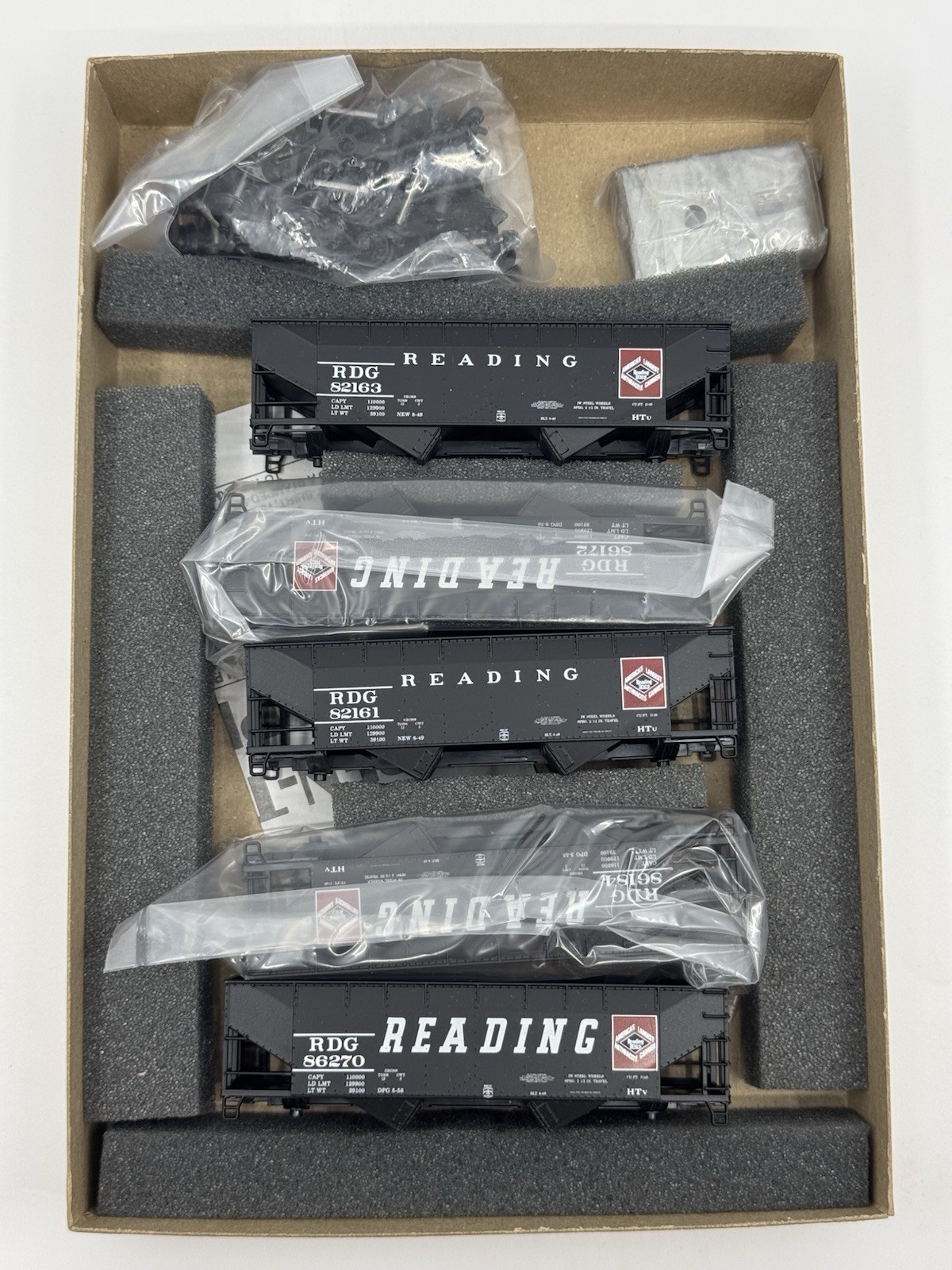HO Athearn 5588 Reading AAR 50 Ton 2-Bay Hopper Car Unassembled Kit (5-Pack) NEW