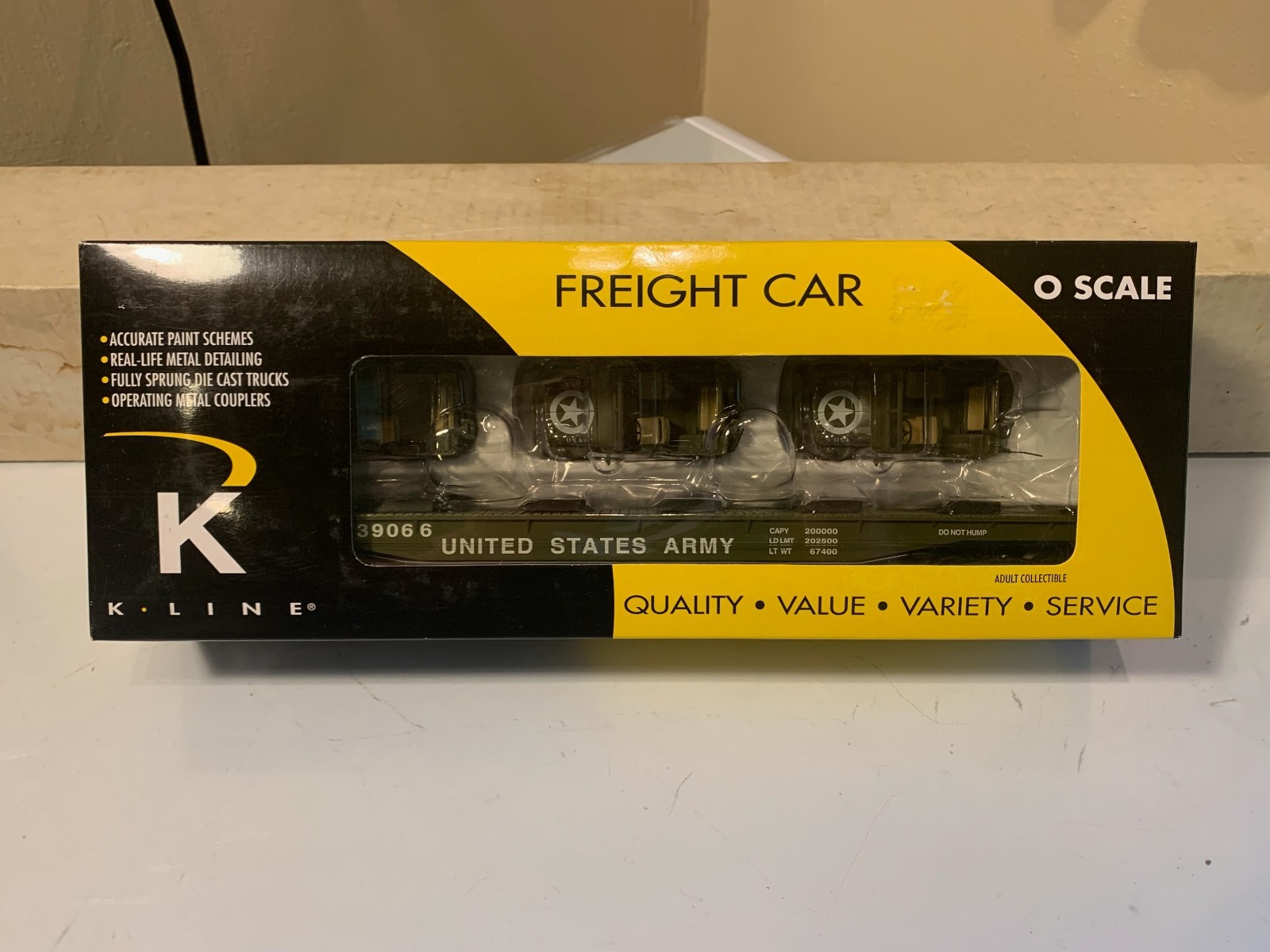 K-Line K691-8023 U.S.Army Flat Car with 3 Military Jeeps