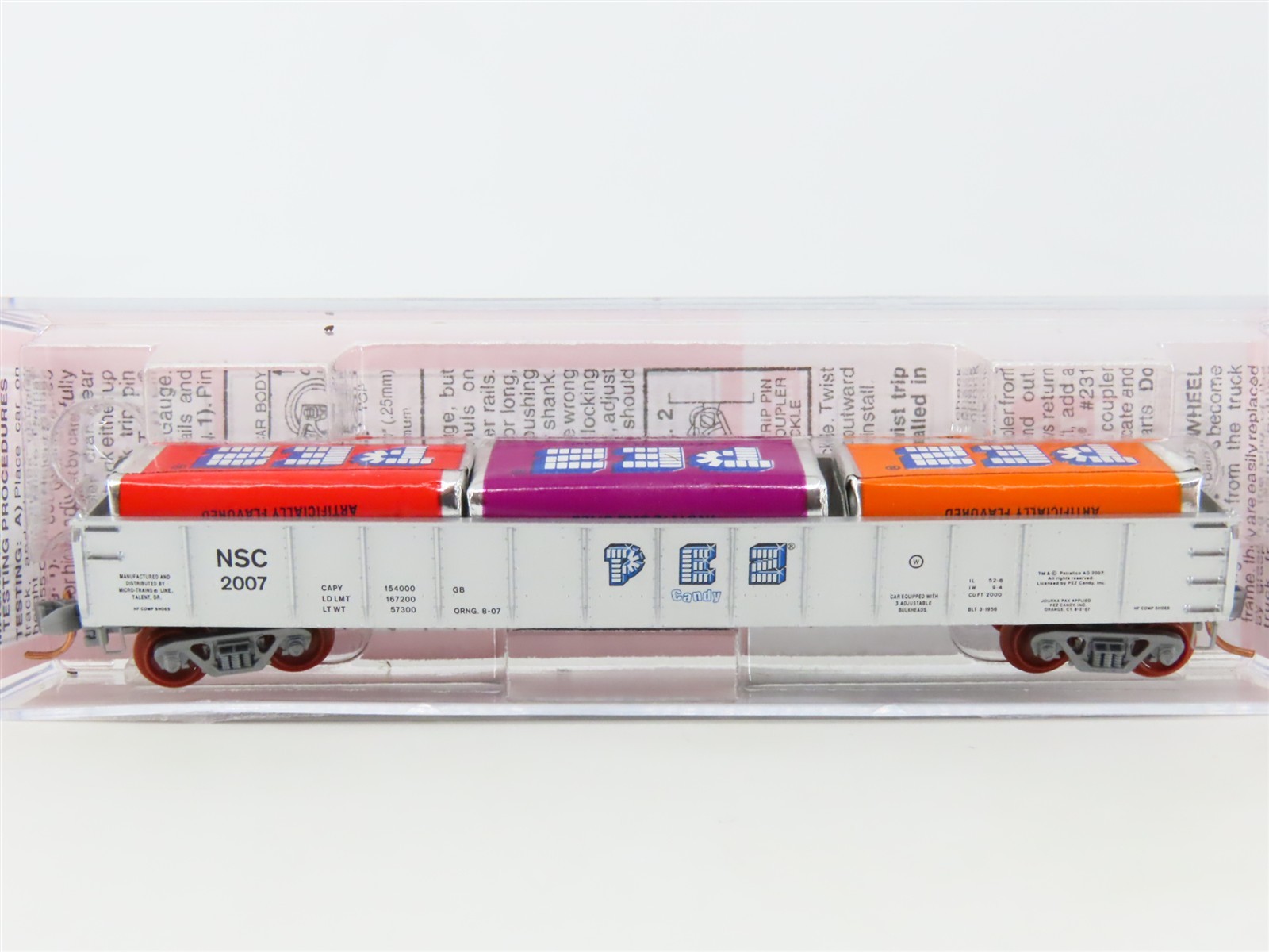 N Scale Micro-Trains Special Run NSC MTL 07-135 “PEZ” 50′ Gondola #2007 w/ Load