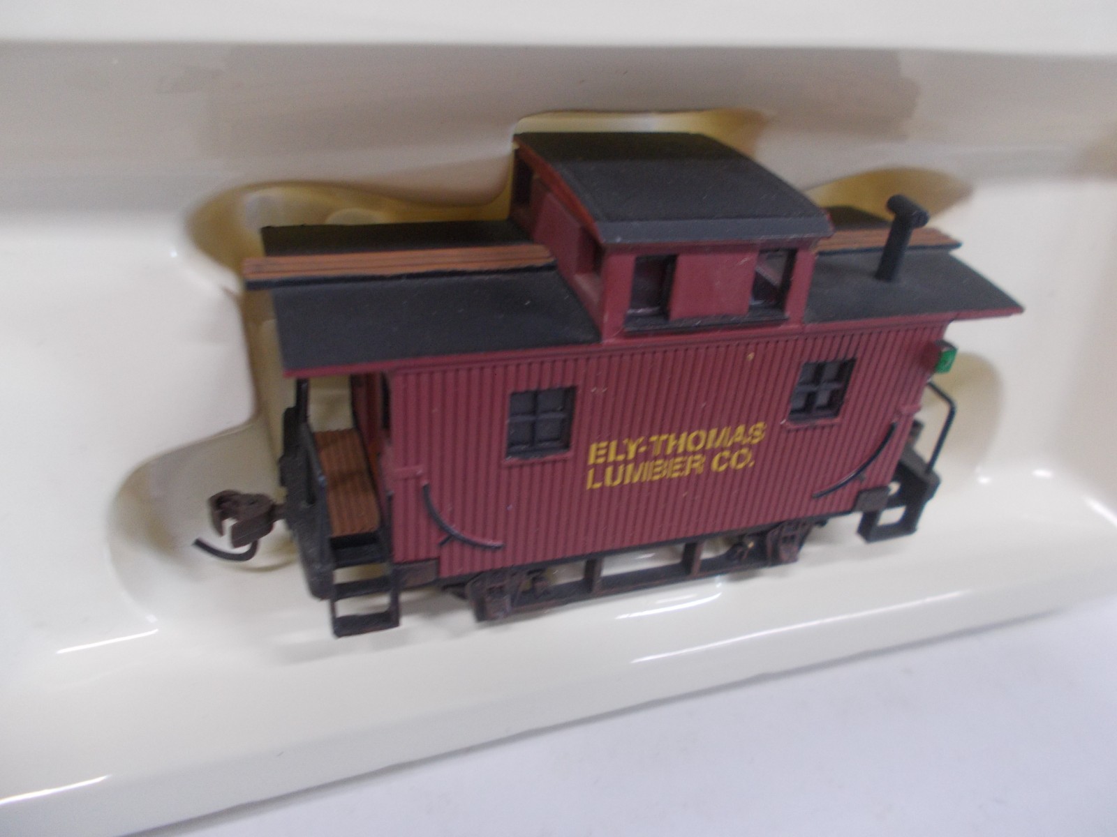 SILVER SERIES # 18440 ~ ELY-THOMAS LUMBER CO. BOBBER CABOOSE ~HO SCALE