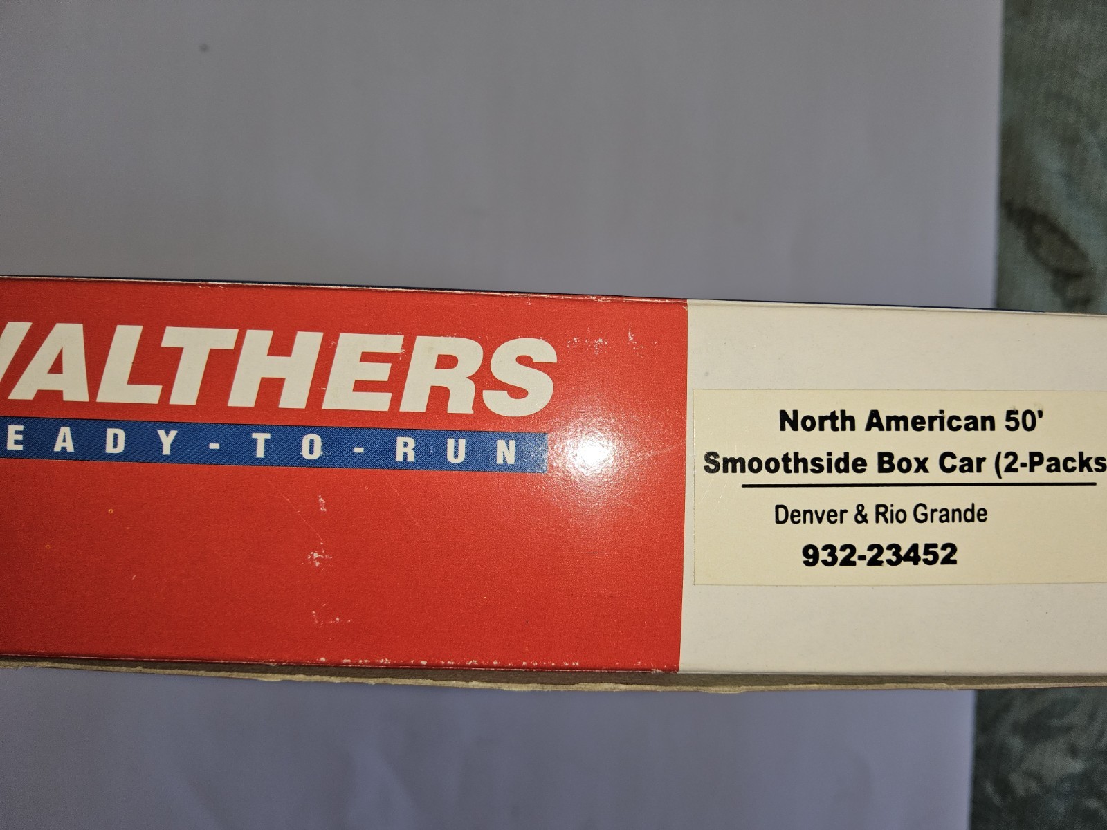 Walthers North American 50′ Smoothside Box Car 2 Pack