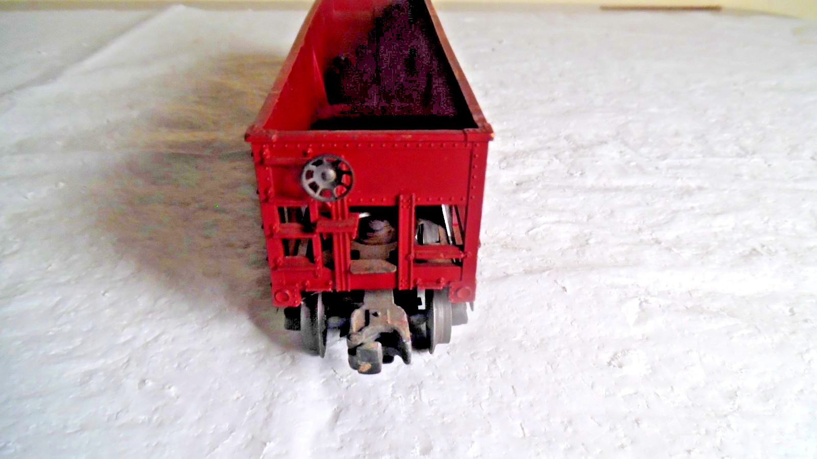 Lionel 6456 Vintage /Postwar Lehigh 0/027 2 Bay Hopper -Metal trucks/wheels