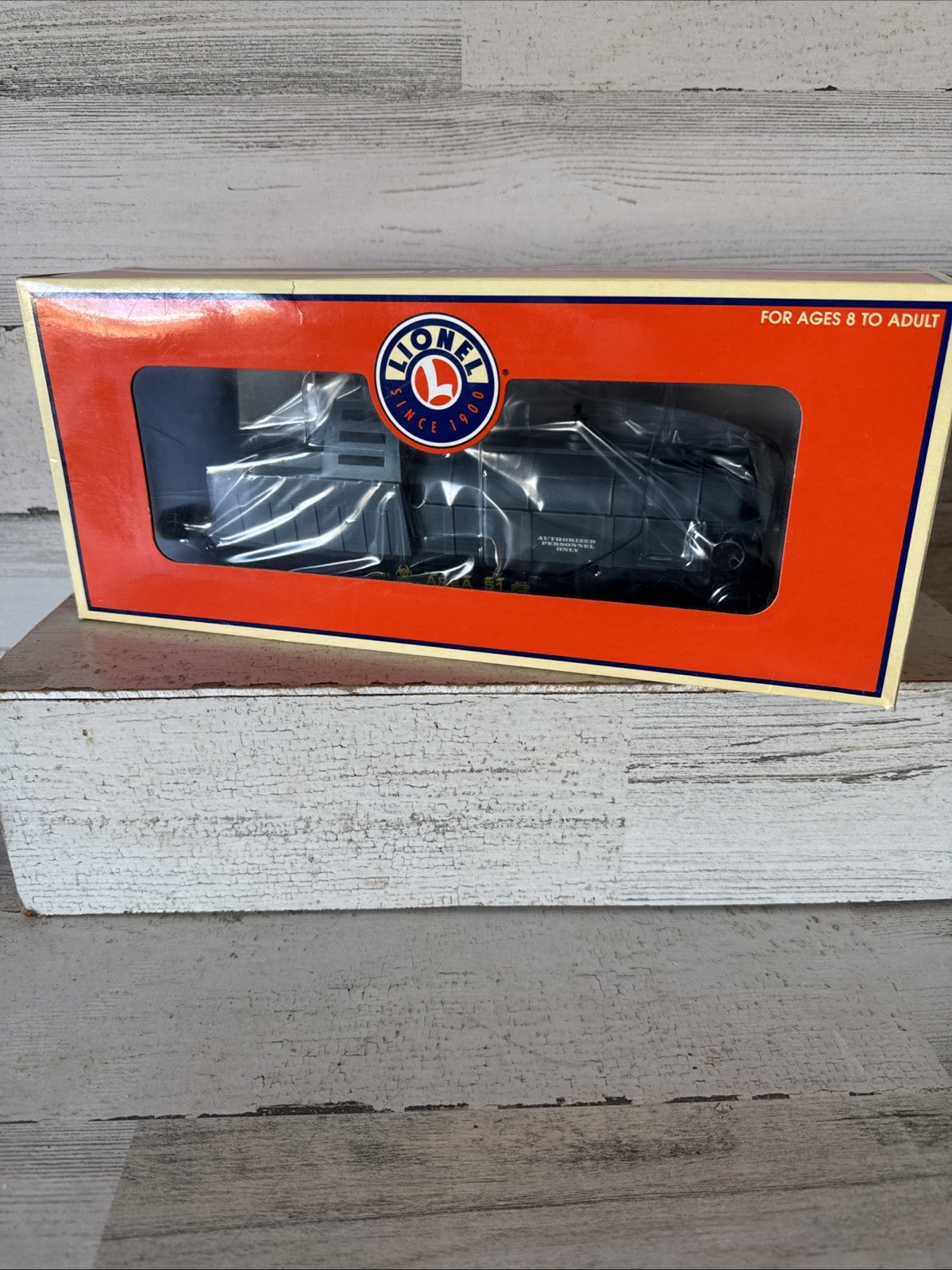 Lionel 6-36715 UFO Area 51 Balloon Launching Target Car NIB