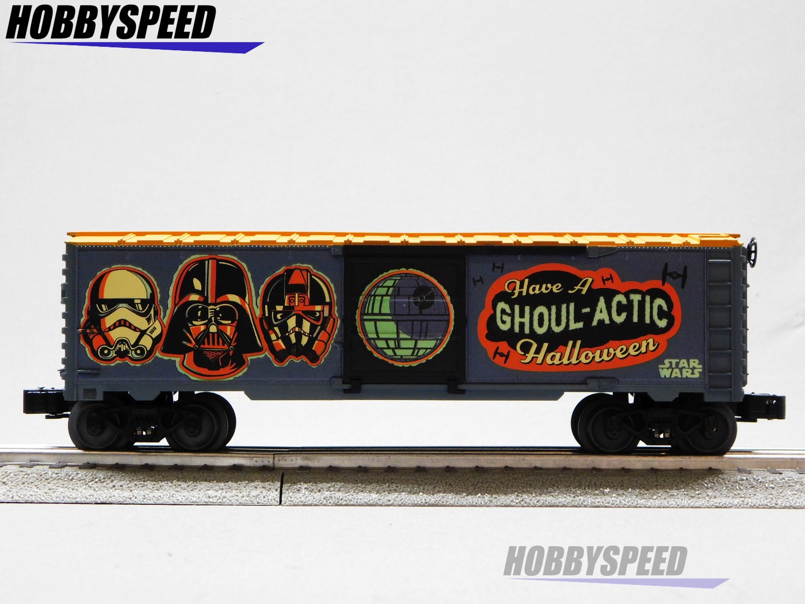 LIONEL STAR WARS HALLOWEEN BOXCAR O GAUGE GLOW IN THE DARK train car 2528890 NEW