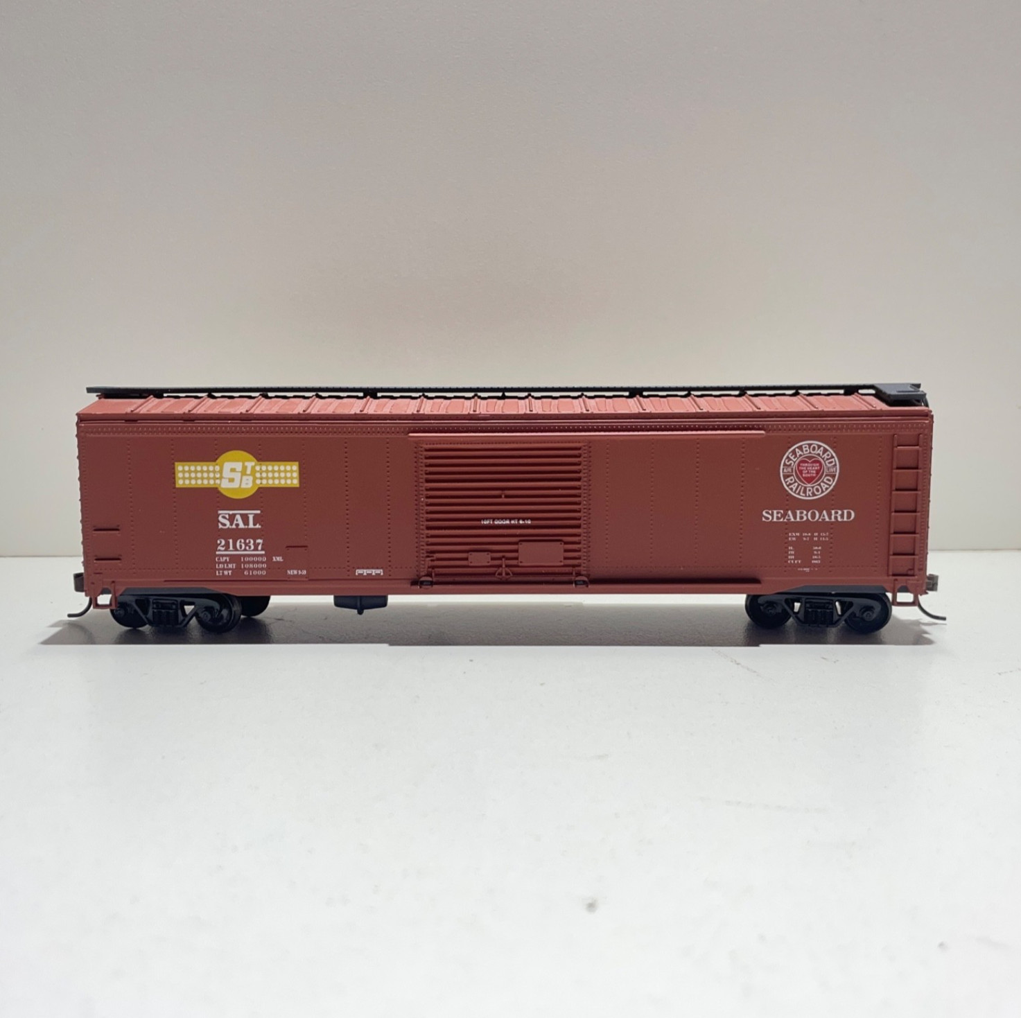 Roundhouse MDC HO Scale Seaboard SAL #21637 50′ Boxcar Built No Box