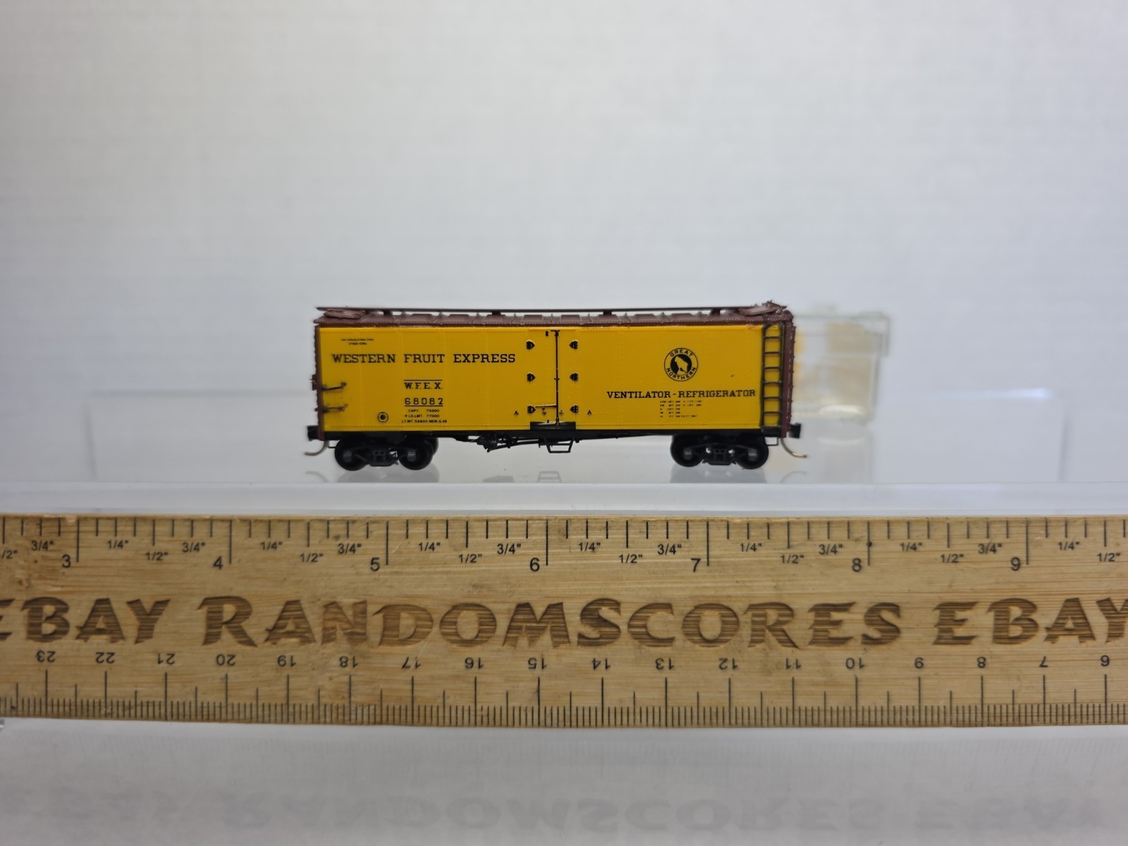 Intermountain N Scale Built Kit Great Northern Western Fruit Express Ice Reefer
