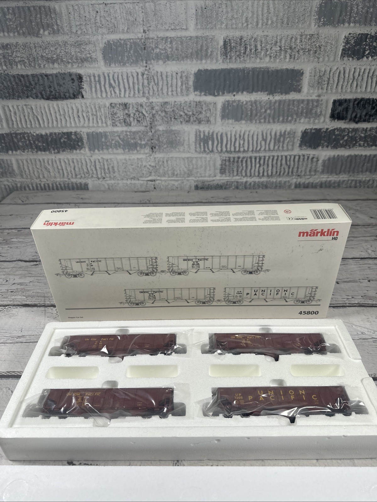 Märklin H0 45800 Union Pacific Hopper Car Set 4-Car Set NIB Era III AC 3-Rail