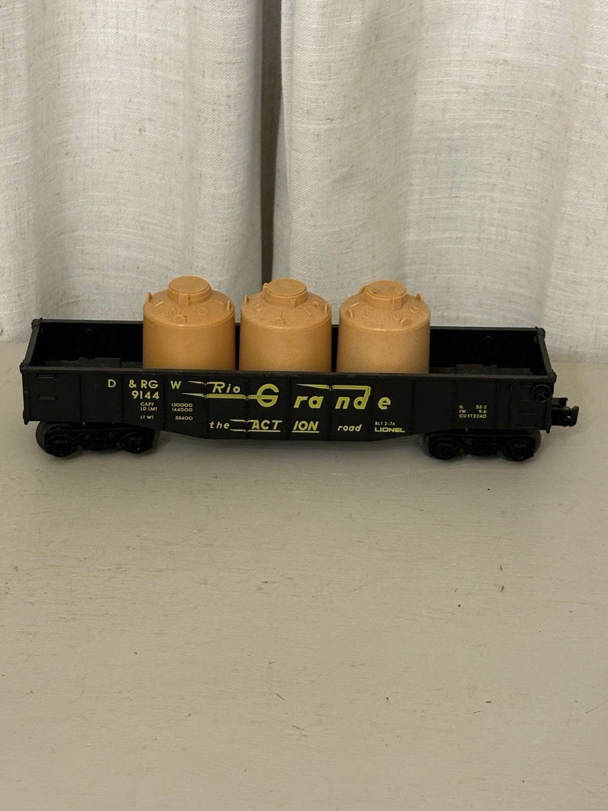 Lionel 6-9144 Denver Rio Grande Gondola Car O Gauge D&RGW Blt 2-74 3 Canisters