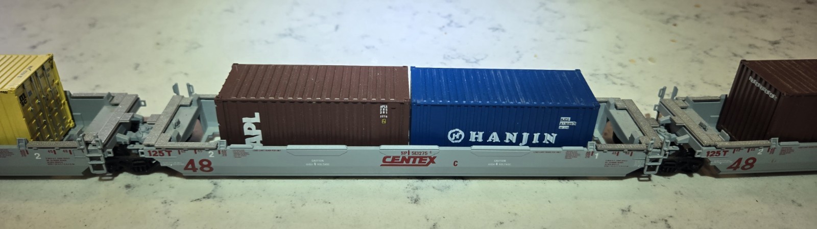 Athearn HO Scale SP Centex Double Stack 5 Cars #513275 with 7 Athearn Containers