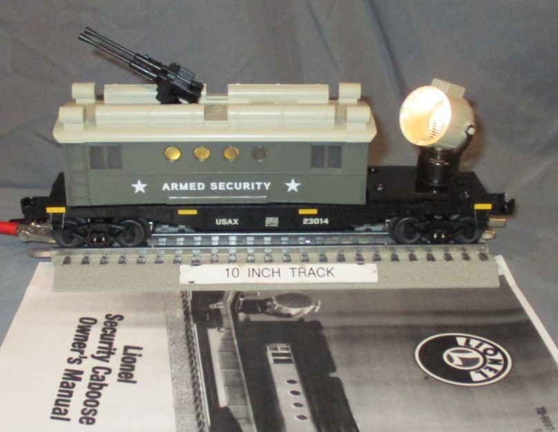 Lionel 23014 U.S. Army Illum. Security Caboose w/ Rotating Searchlight O/027 ga.