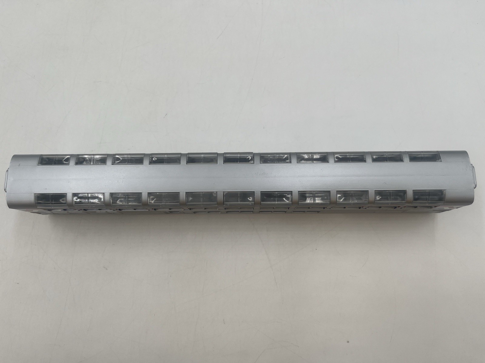 Ho Scale Con Cor 0001-000842 Superliner Amtrak Phase III Cafe Lounge