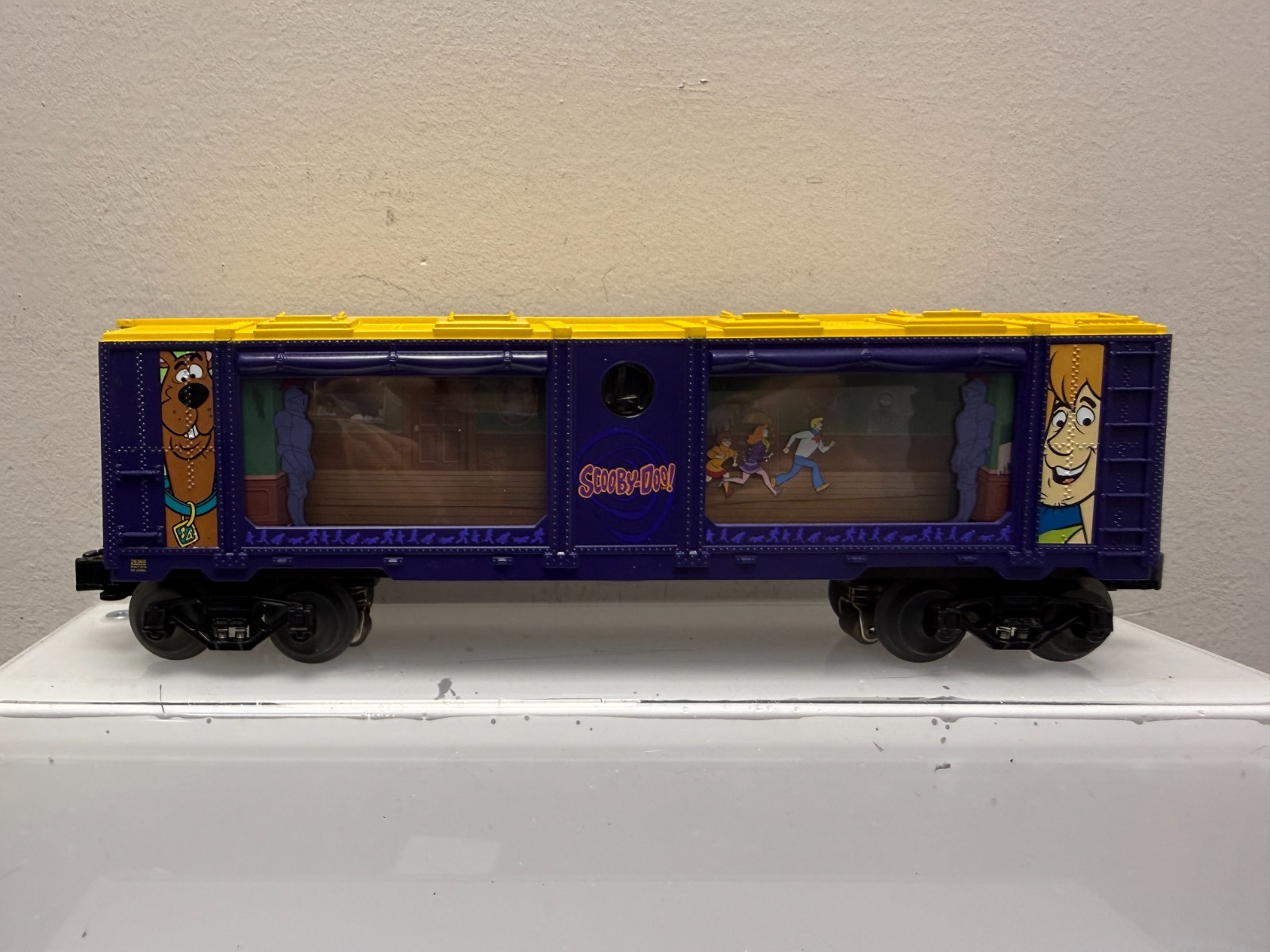 Lionel O Gauge 1928360 Scooby-Doo Aquarium Car in Original Box – NEW