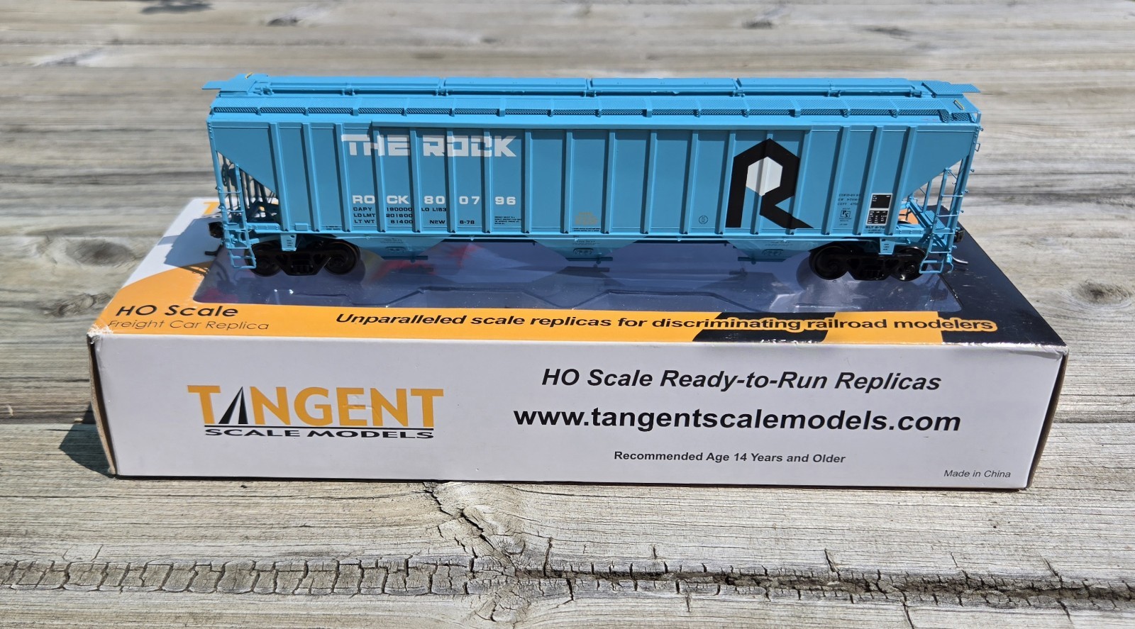 HO Scale Tangent Rock Island PS2 4750 ROCK 800796