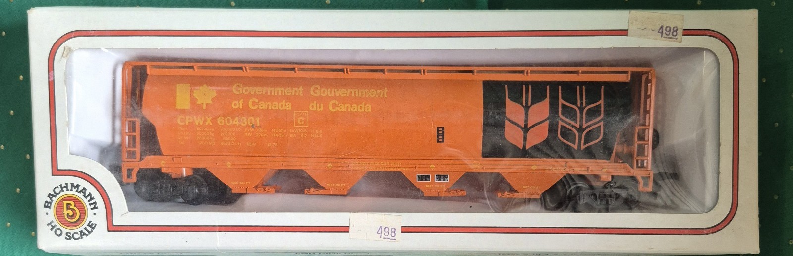 Bachmann HO Government of Canada CPWX 604301 Orange/Black Freight Car