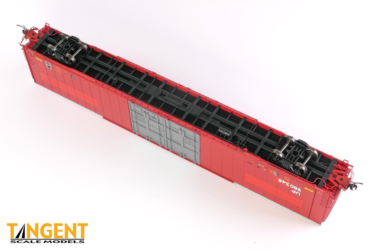 TANGENT HO Greenville 86′ Double Plug Door Box Car 25067 UP ex MKT 1984 Red