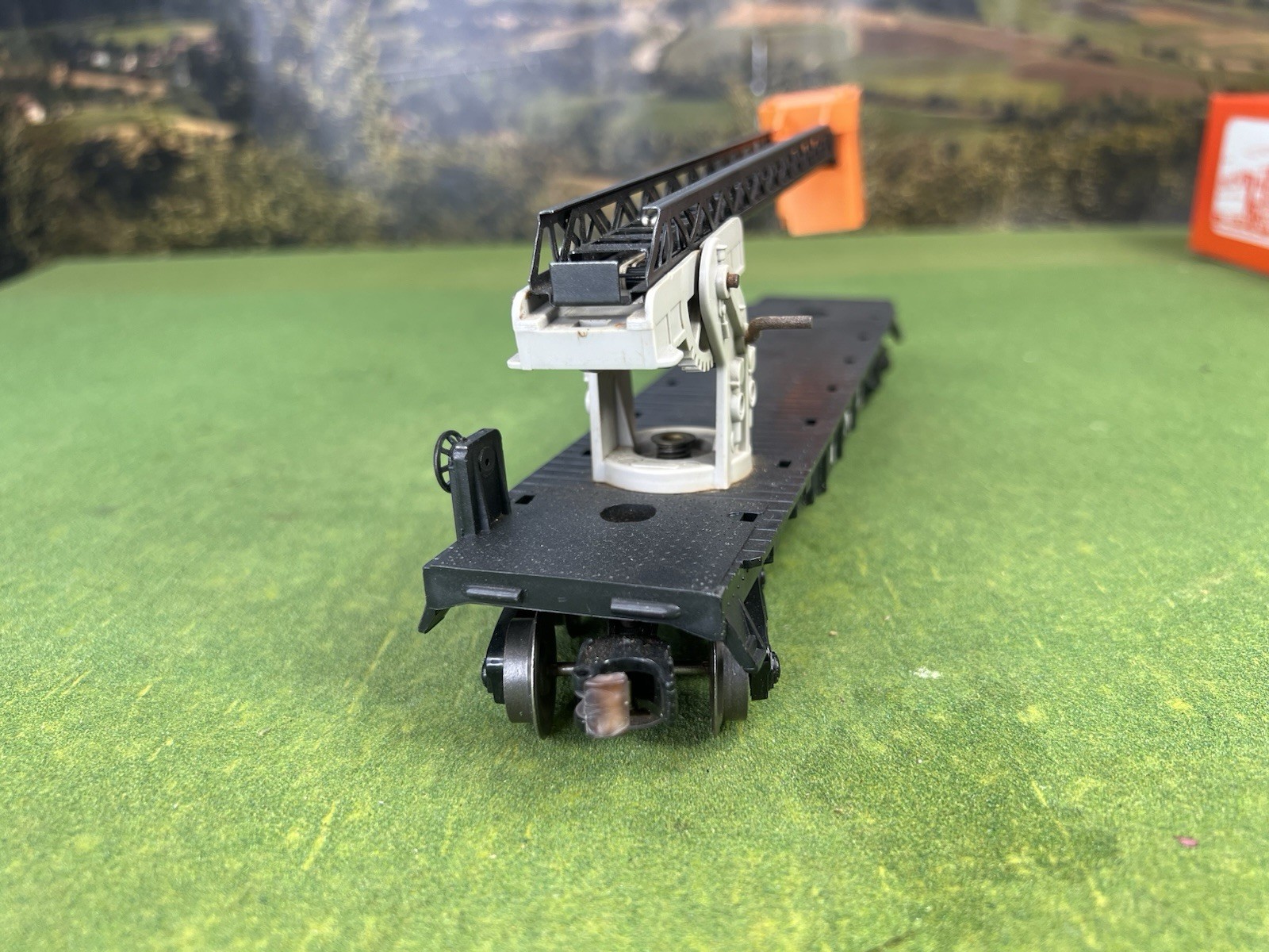 LIONEL POSTWAR 6512 MERCURY CAPSULE ASTRONAUT CHERRY PICKER FLAT CAR C7+
