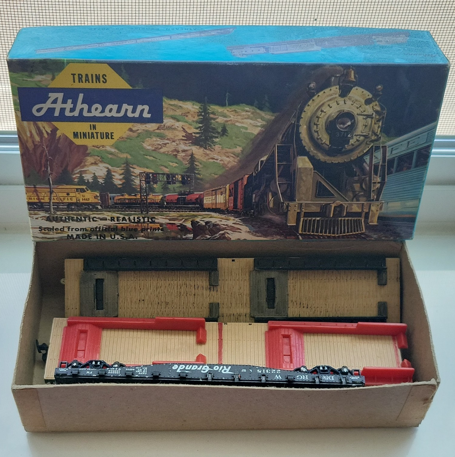 Athearn HO Rio Grande Black Hopper Car Two-Rail Analog MPN 1751