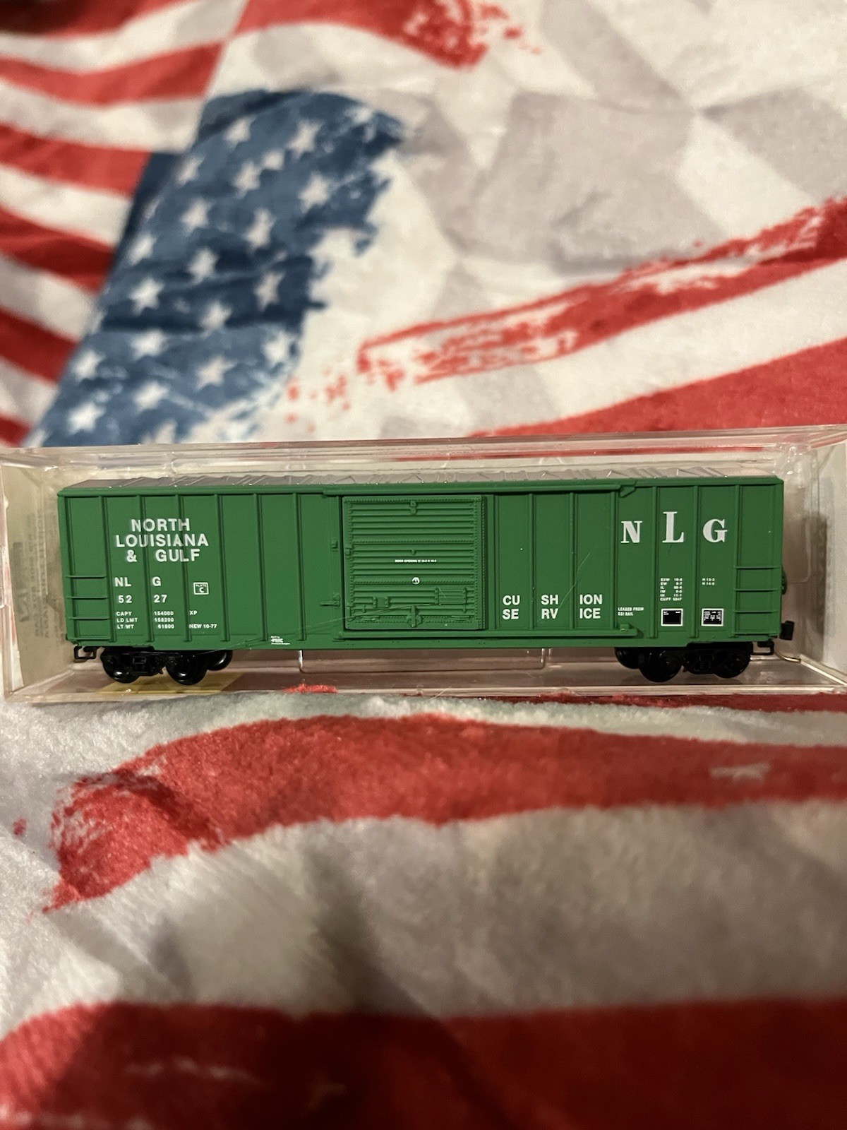 MICRO TRAINS # 25530 ~ NORTH LOUISIANA & GULF 50′ BOX CAR # 5227 ~N SCALE – NEW