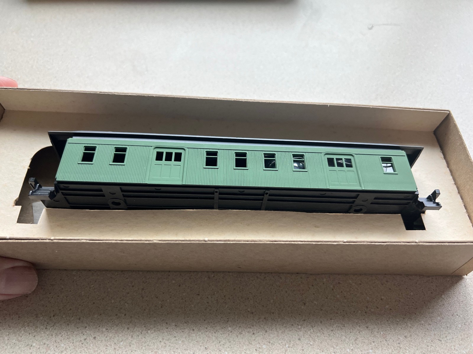Roundhouse HO Scale 50′ Overland Mail Car Undecorated 5200 OB