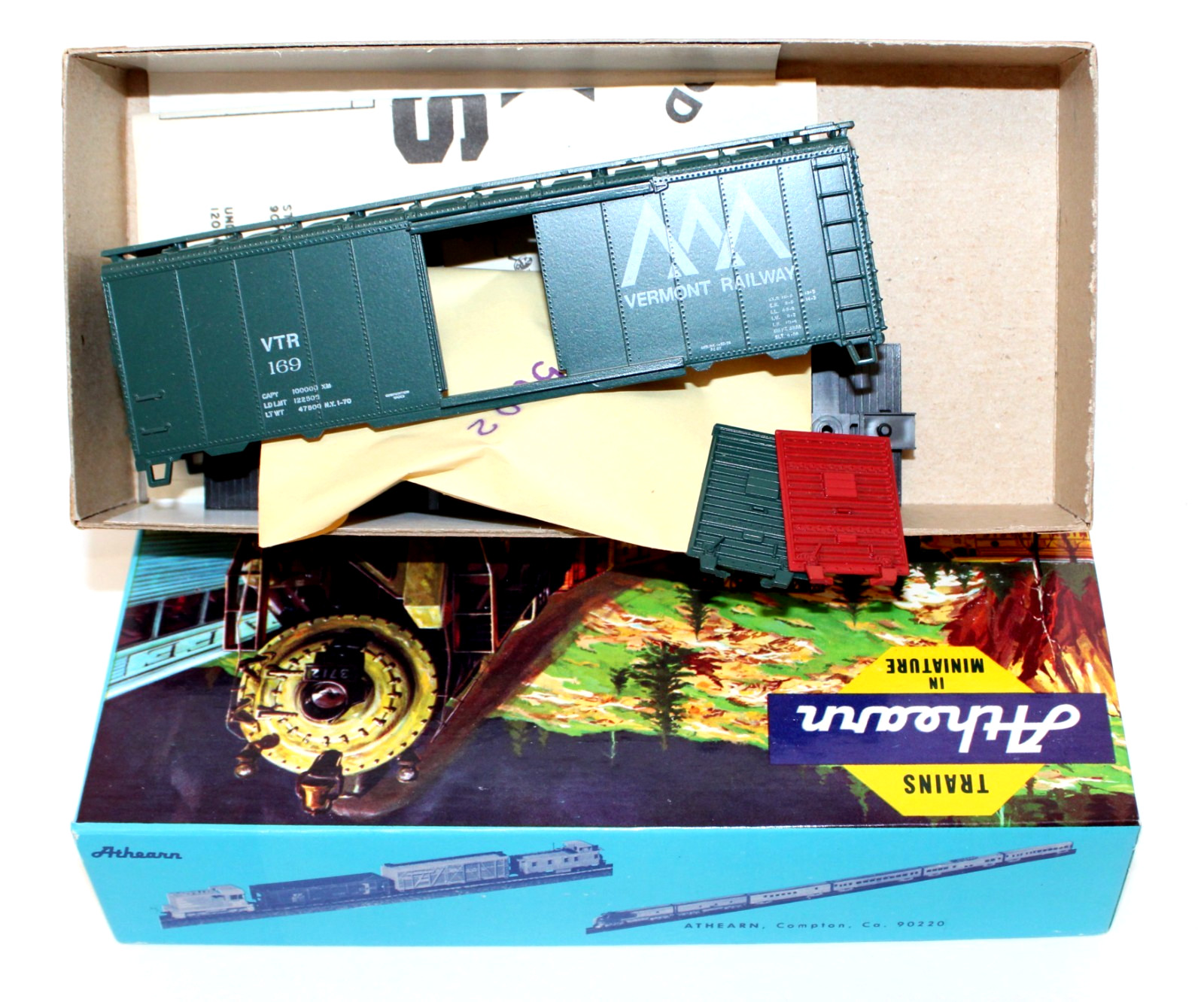 Athearn Blue Box 1214 HO Vermont Ryl40′ Boxcar Kit VTR 169 Unbuilt Complete READ
