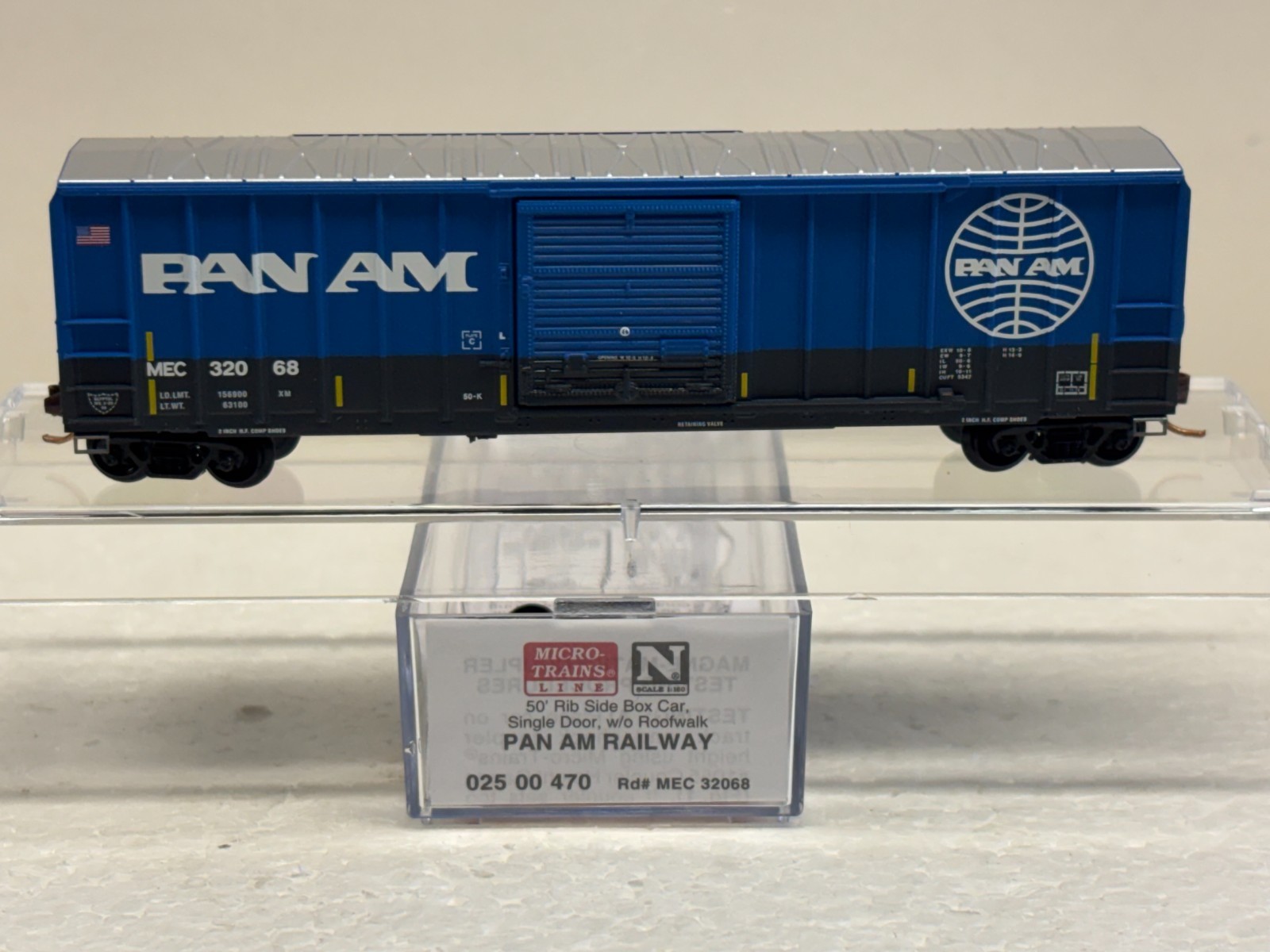 N Scale Micro Trains MTL 025 00 470 Pan Am MEC 32068 Box Car
