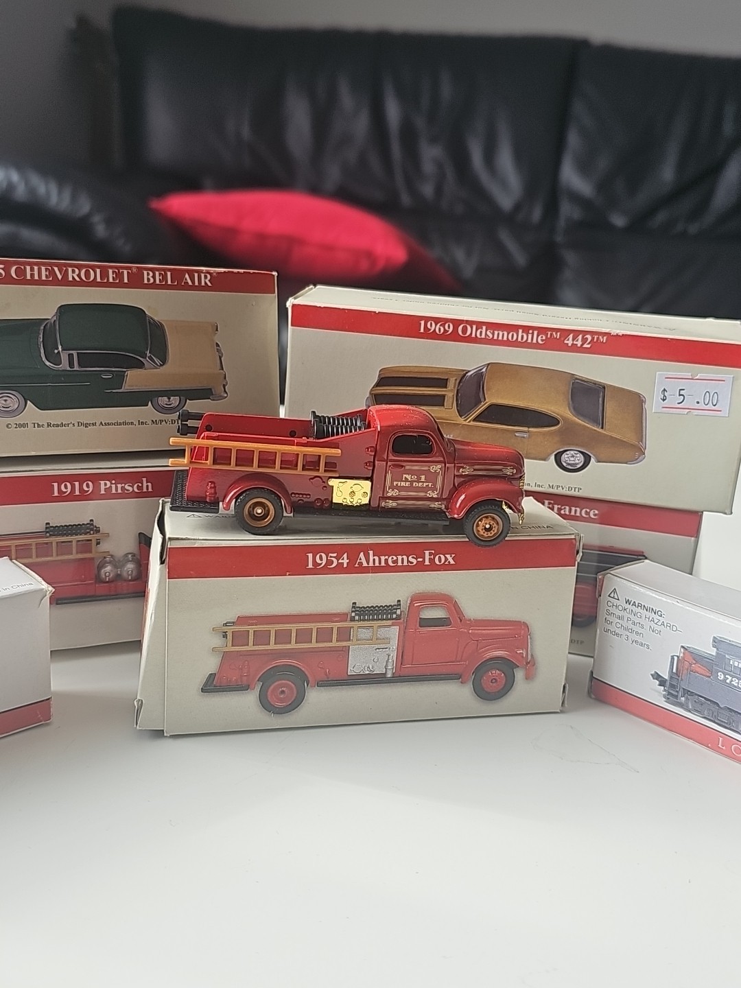 VINTAGE High Speed Metals Die Cast LOT OF 8 GM 1:64 Cars with Boxes LOCOMOTIVES