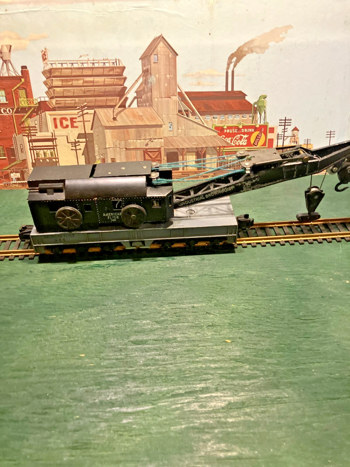 AMERICAN FLYER S GAUGE BLACK #944 INDUSTRIAL BROWN HOIST CRANE CAR